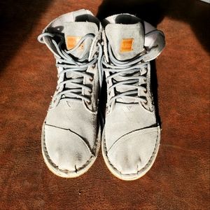 Toms boots